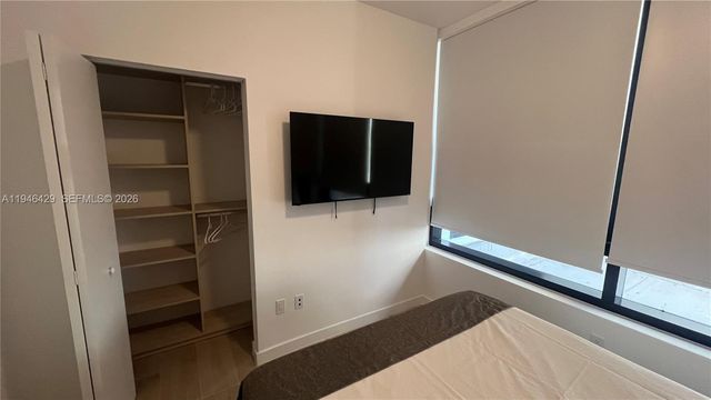 225 N Miami Ave 212, Miami, FL 33128