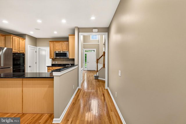 327 S CALDWELL CIR, Downingtown, PA 19335