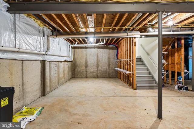 327 S CALDWELL CIR, Downingtown, PA 19335