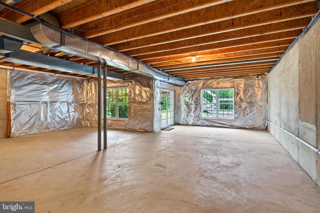 327 S CALDWELL CIR, Downingtown, PA 19335