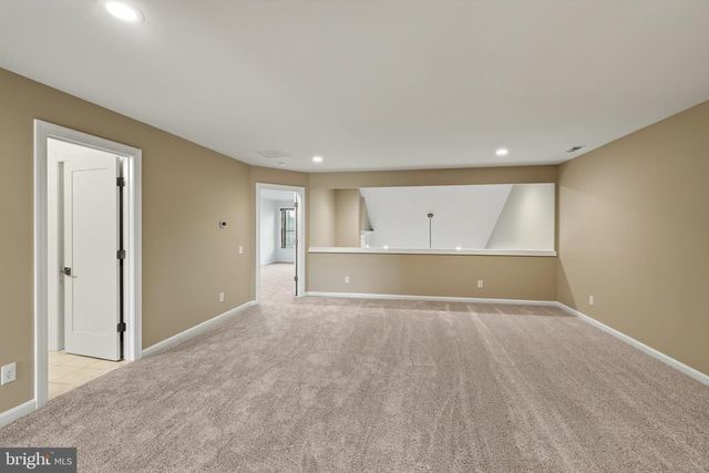 327 S CALDWELL CIR, Downingtown, PA 19335
