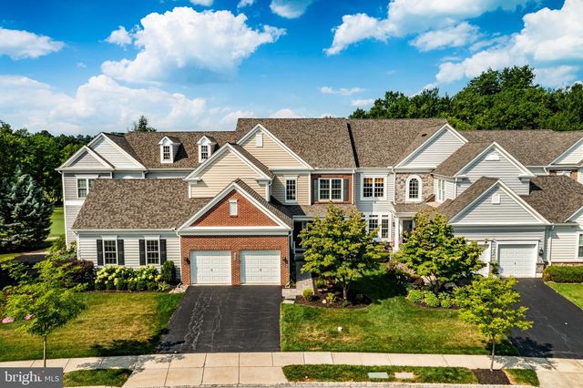 327 S CALDWELL CIR, Downingtown, PA 19335