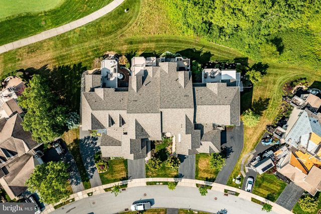 327 S CALDWELL CIR, Downingtown, PA 19335