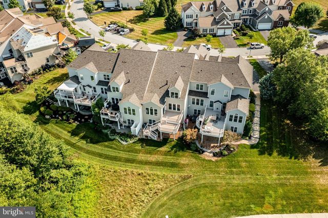 327 S CALDWELL CIR, Downingtown, PA 19335