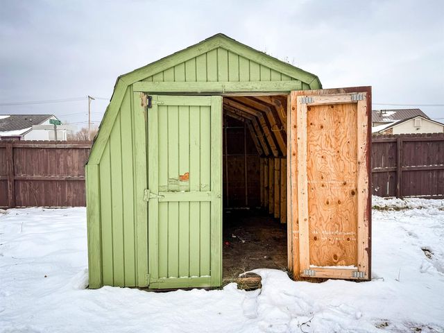 820 Lovechio Drive, Mishawaka, IN 46544