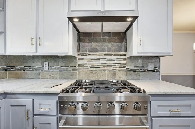 10968 Juanita Ct, Grass Valley, CA 95949