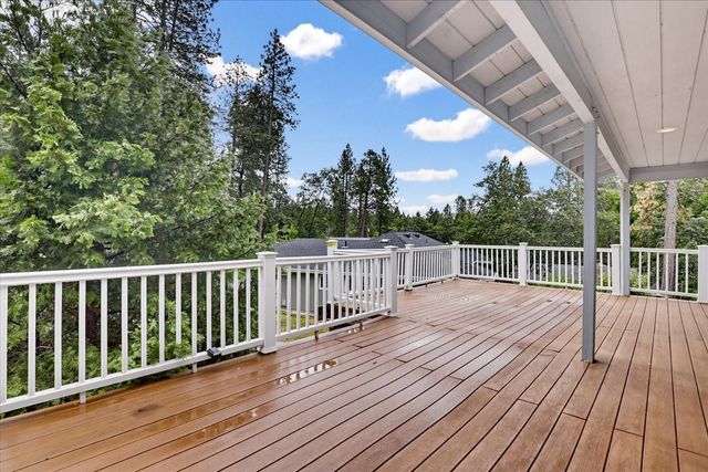 10968 Juanita Ct, Grass Valley, CA 95949