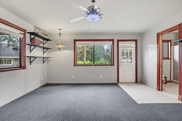 10968 Juanita Ct, Grass Valley, CA 95949