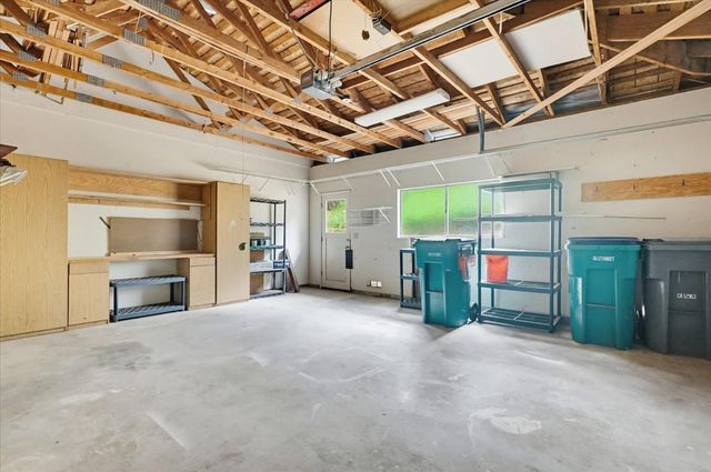 10968 Juanita Ct, Grass Valley, CA 95949