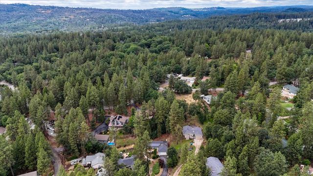 10968 Juanita Ct, Grass Valley, CA 95949