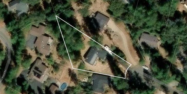 10968 Juanita Ct, Grass Valley, CA 95949