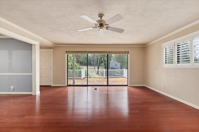 10968 Juanita Ct, Grass Valley, CA 95949