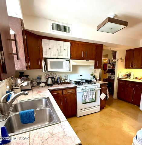 119 S Avenida Del Porvenir, Tucson, AZ 85745