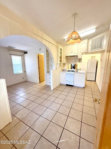 119 S Avenida Del Porvenir, Tucson, AZ 85745