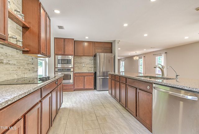 4125 Pine Orchard Road, Butler, TN 37640