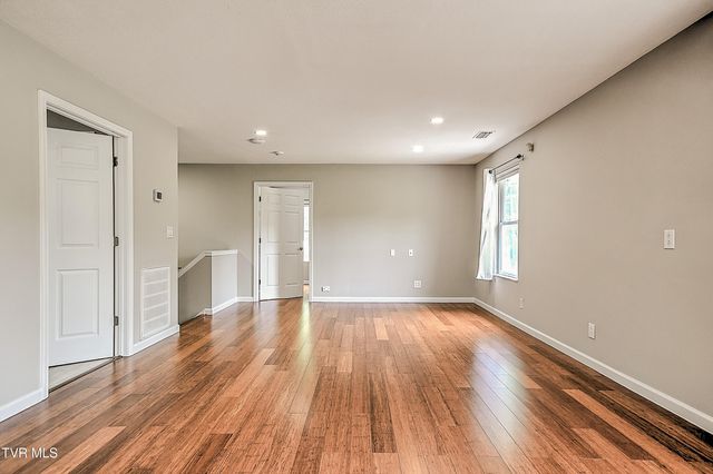 4125 Pine Orchard Road, Butler, TN 37640