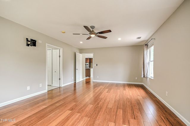 4125 Pine Orchard Road, Butler, TN 37640