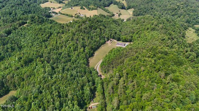4125 Pine Orchard Road, Butler, TN 37640