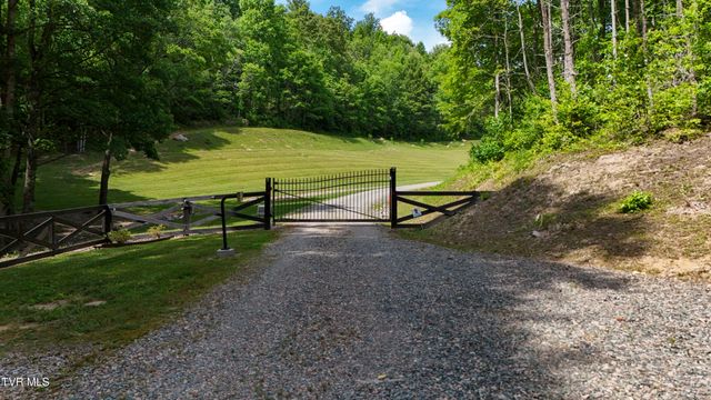 4125 Pine Orchard Road, Butler, TN 37640