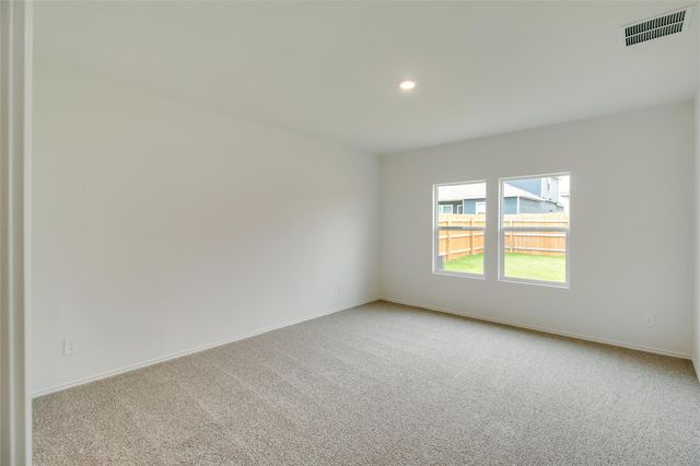 202 Schuenemann WAY, Uhland, TX 78640
