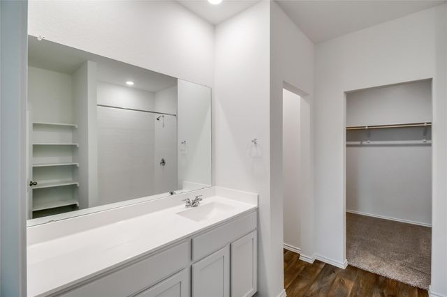 202 Schuenemann WAY, Uhland, TX 78640
