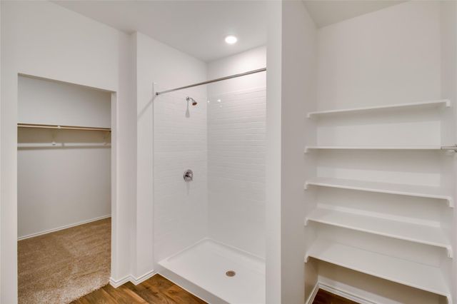 202 Schuenemann WAY, Uhland, TX 78640