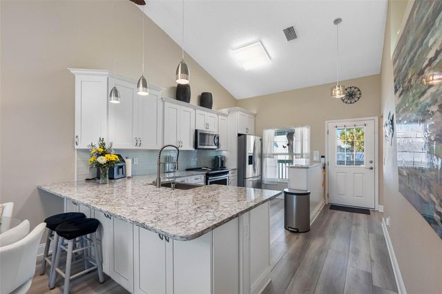 193 SUN ISLE CIRCLE, Treasure Island, FL 33706