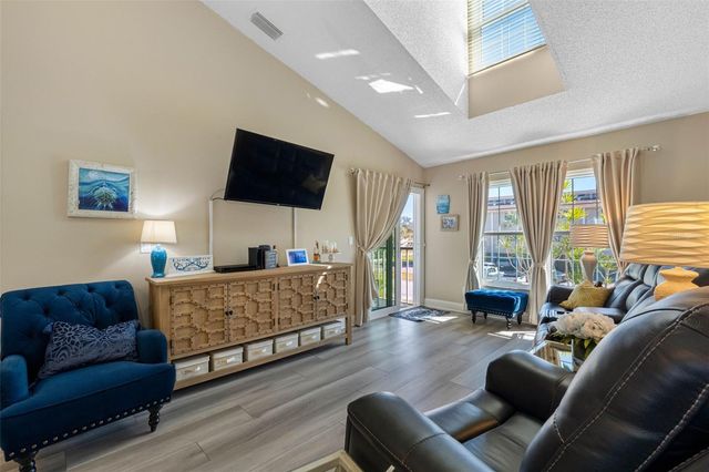 193 SUN ISLE CIRCLE, Treasure Island, FL 33706