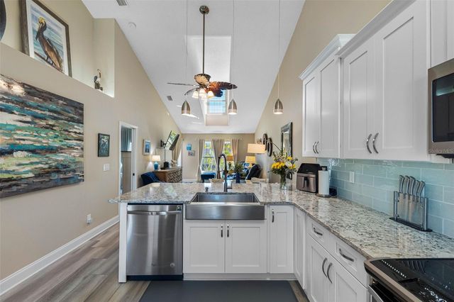 193 SUN ISLE CIRCLE, Treasure Island, FL 33706