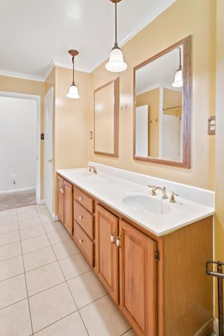 225 Nickell Heights Road, Paducah, KY 42003