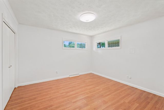 225 Nickell Heights Road, Paducah, KY 42003