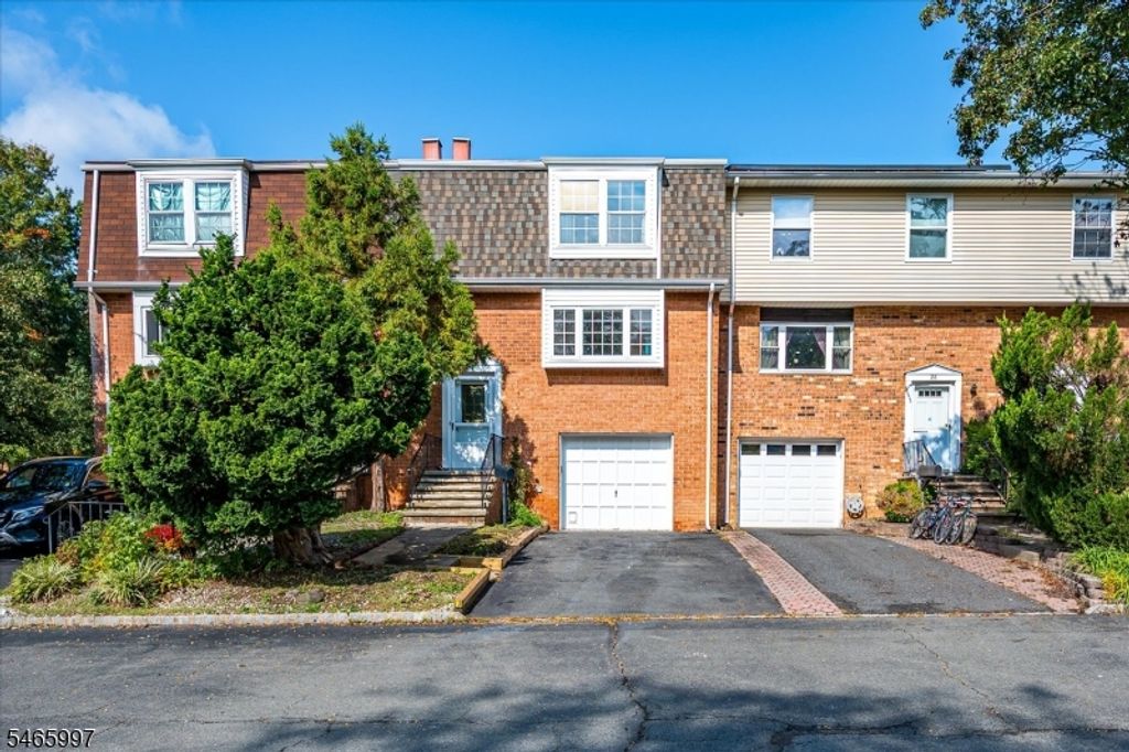 30 Catbird Ct, Lawrence Twp., NJ 08648 — photo 3