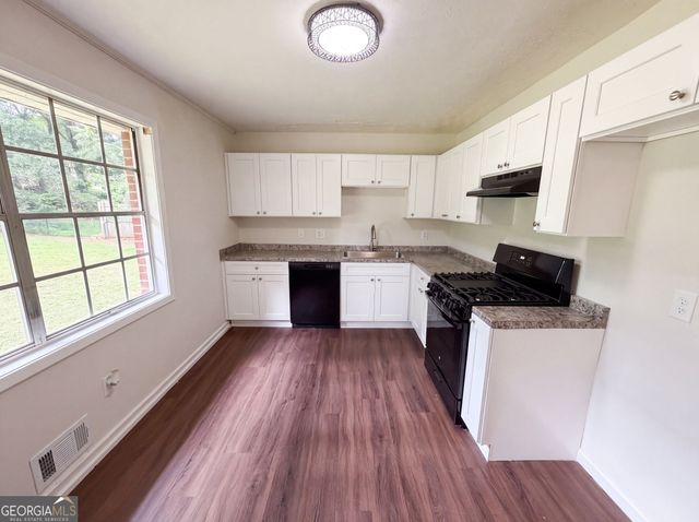 1375 NW South Hicks Circle, Conyers, GA 30012
