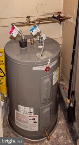 46 W BIDDLE ST, Baltimore, MD 21201