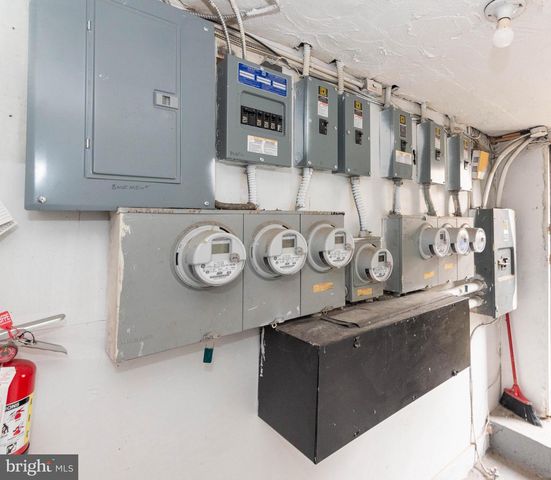 46 W BIDDLE ST, Baltimore, MD 21201