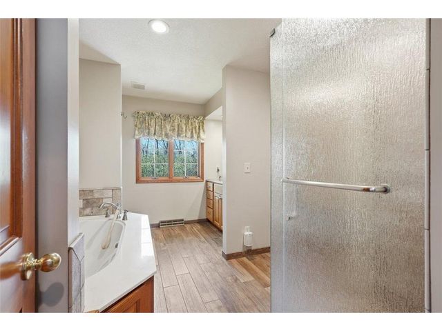 208 Country Oaks Road, River Falls, WI 54022