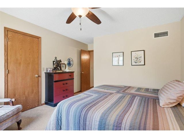 208 Country Oaks Road, River Falls, WI 54022