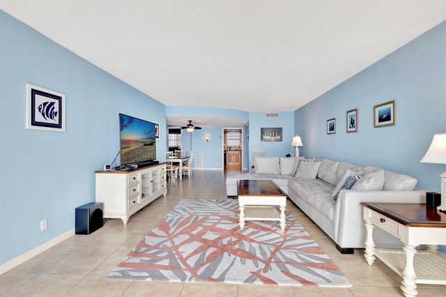 301 Lake Shore Drive 503, Lake Park, FL 33403