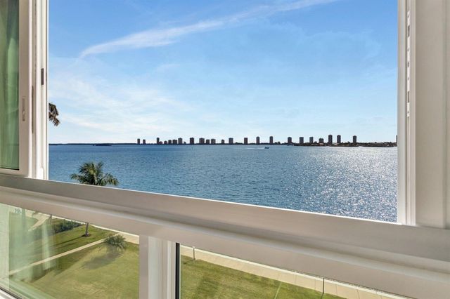 301 Lake Shore Drive 503, Lake Park, FL 33403