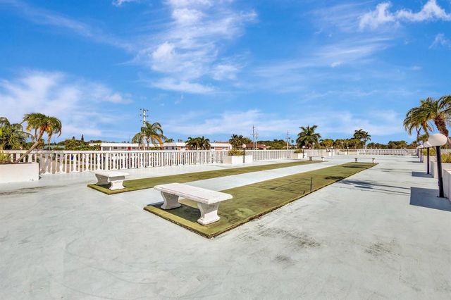 301 Lake Shore Drive 503, Lake Park, FL 33403