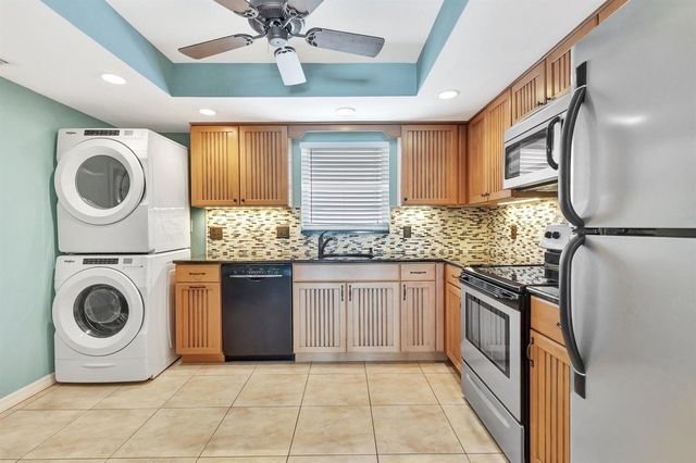 301 Lake Shore Drive 503, Lake Park, FL 33403