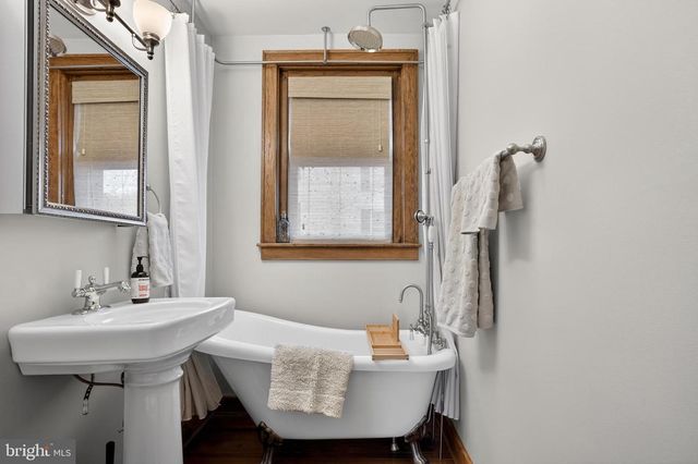 623 SUGARS BRIDGE RD, West Chester, PA 19380