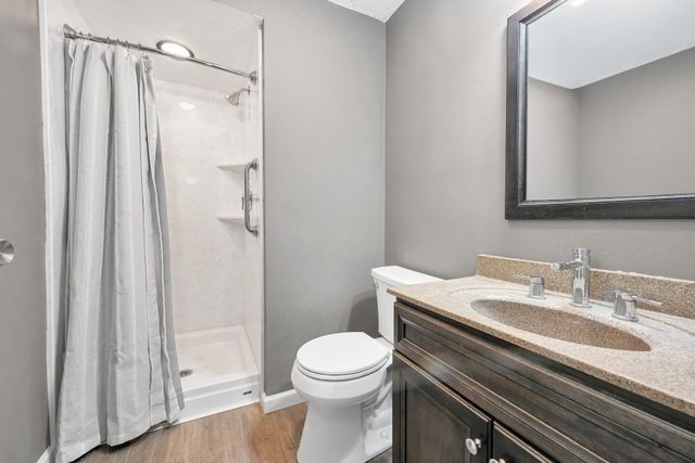 610 S Franklin St F302, Holbrook, MA 02343