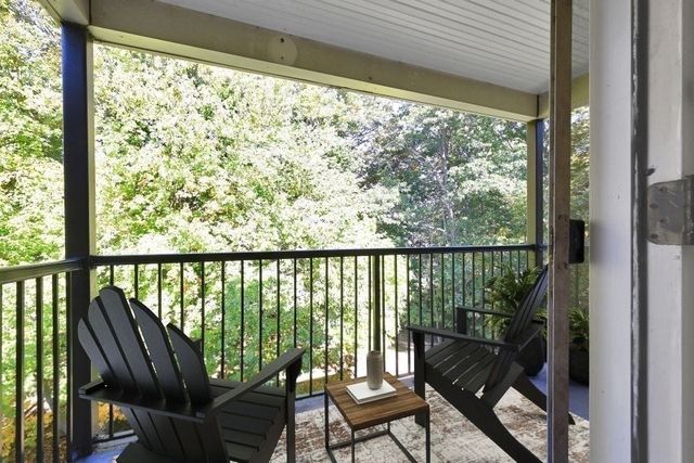 610 S Franklin St F302, Holbrook, MA 02343