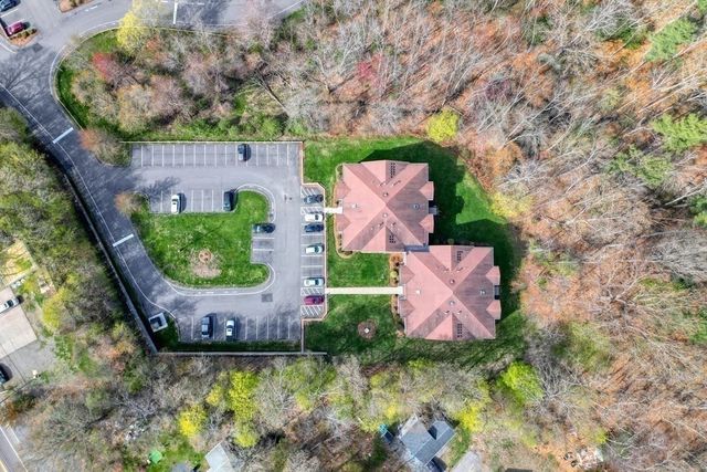 610 S Franklin St F302, Holbrook, MA 02343