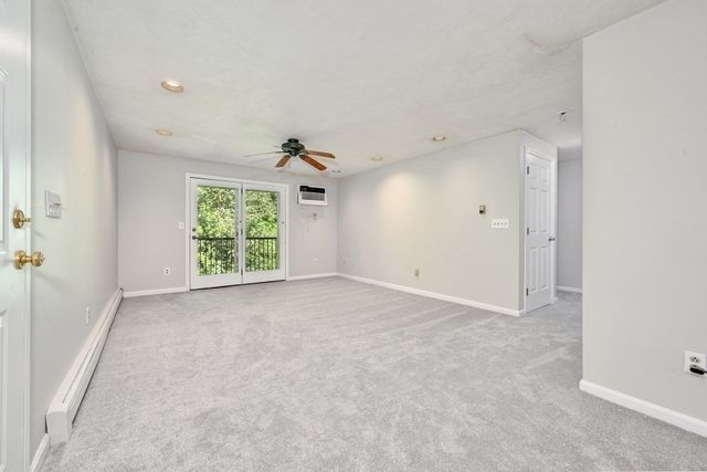 610 S Franklin St F302, Holbrook, MA 02343