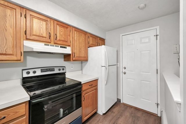 610 S Franklin St F302, Holbrook, MA 02343