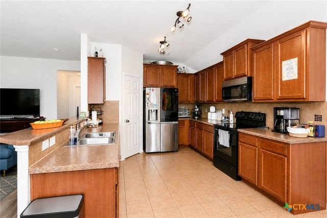 1012 Sugar Brook Drive, Temple, TX 76502