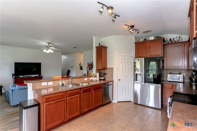 1012 Sugar Brook Drive, Temple, TX 76502