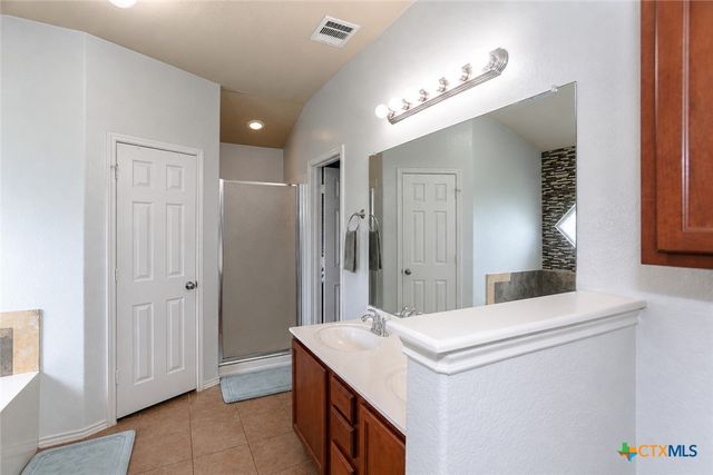 1012 Sugar Brook Drive, Temple, TX 76502